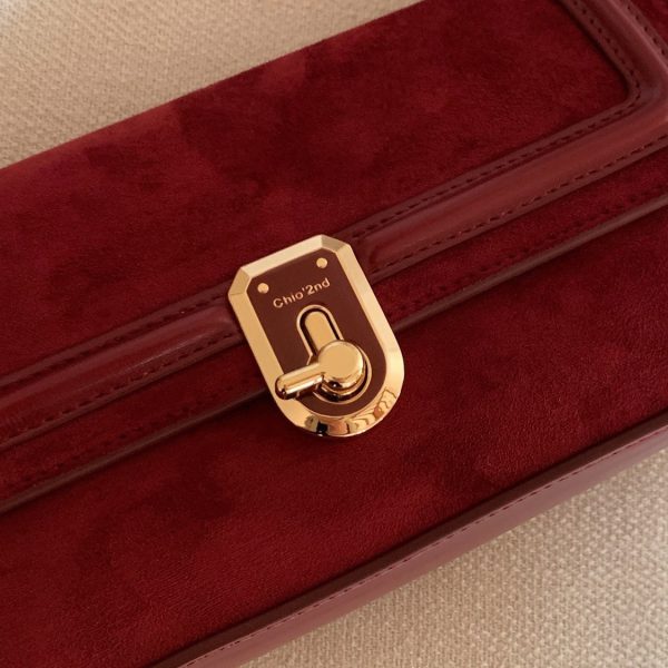 Retro style purse